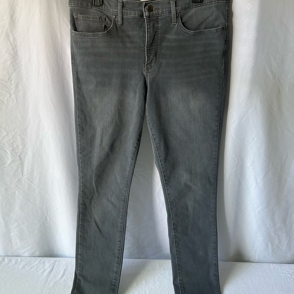 Levi's Women’s Gray Skinny Jeans - Slate Wash